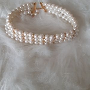Pearls necklace